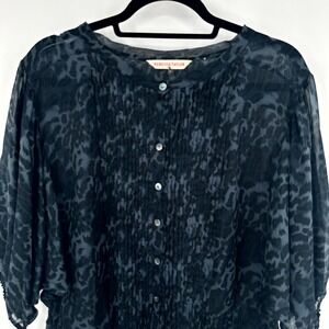 Rebecca Taylor Blouse Womens 4 Gray Leopard Slightly Sheer Sleeve Pintuck Detail